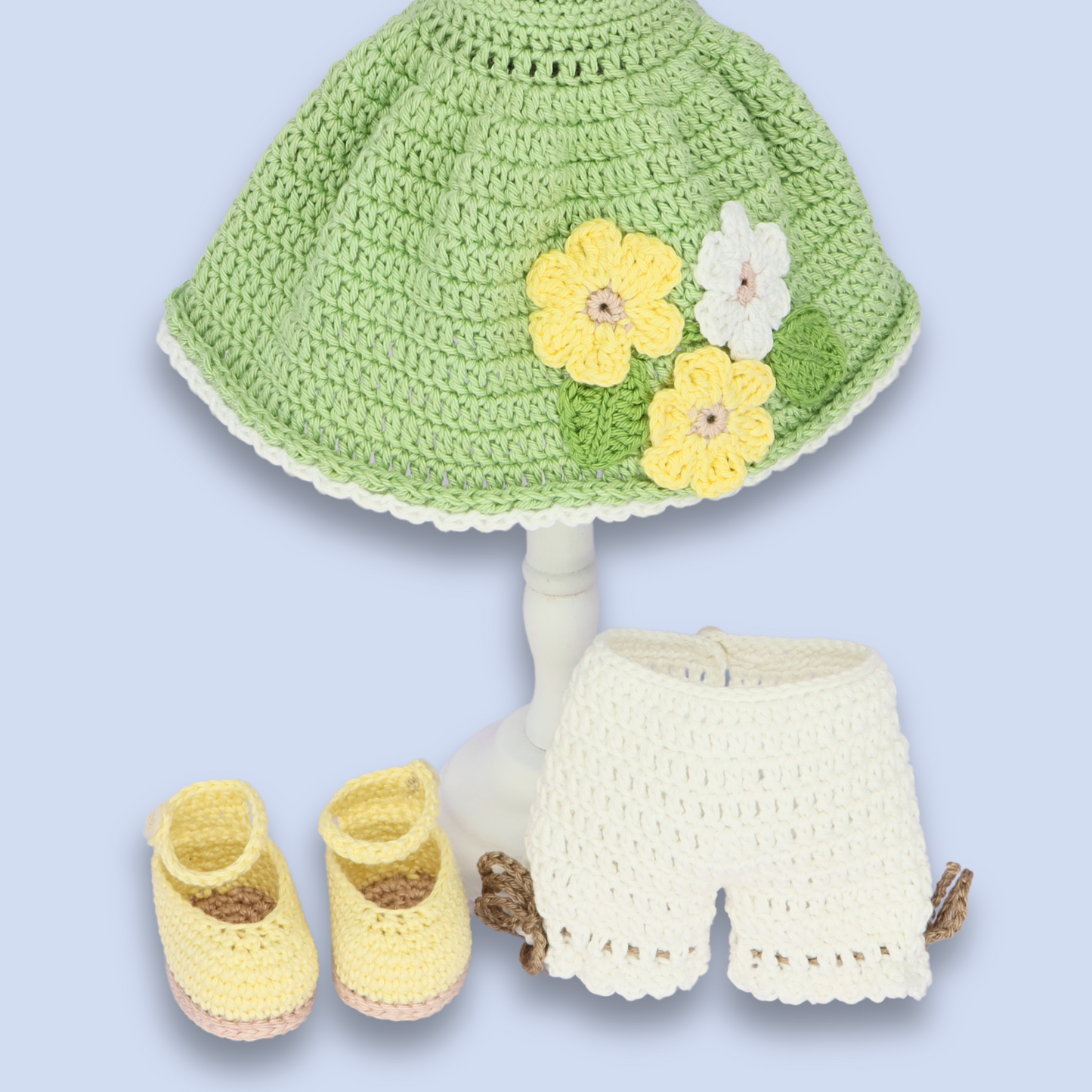 Angelica Floral Outfit crochet outfit detail - pattern photo 4