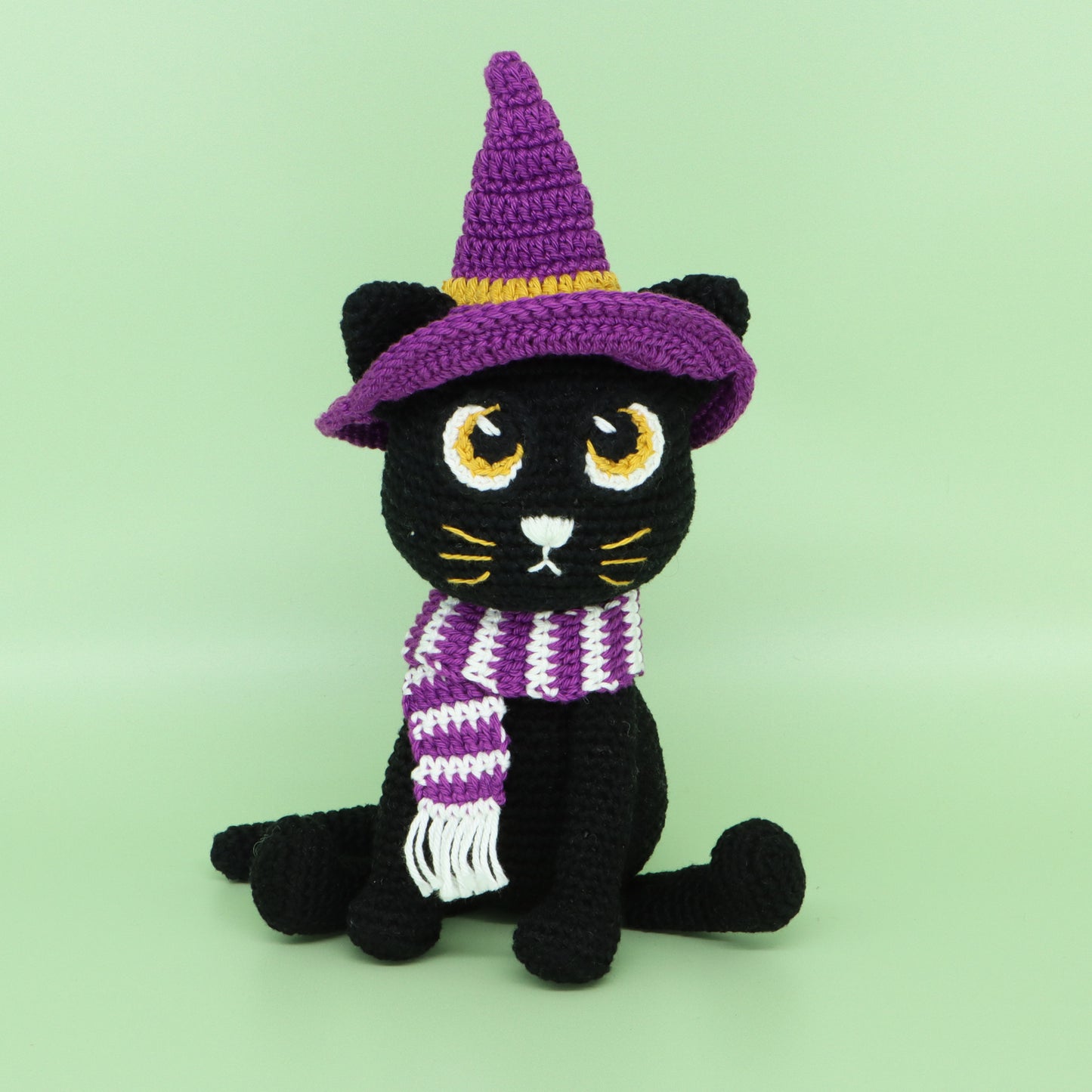 Night the Cat Yarn Set