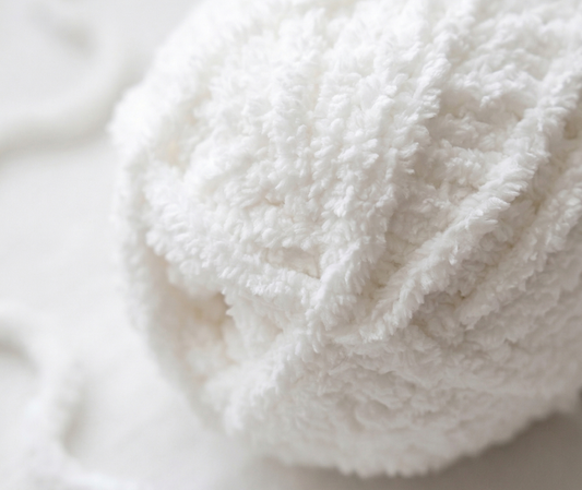 Crochetree Snowball fluffy yarn 50g - soft polyester skein
