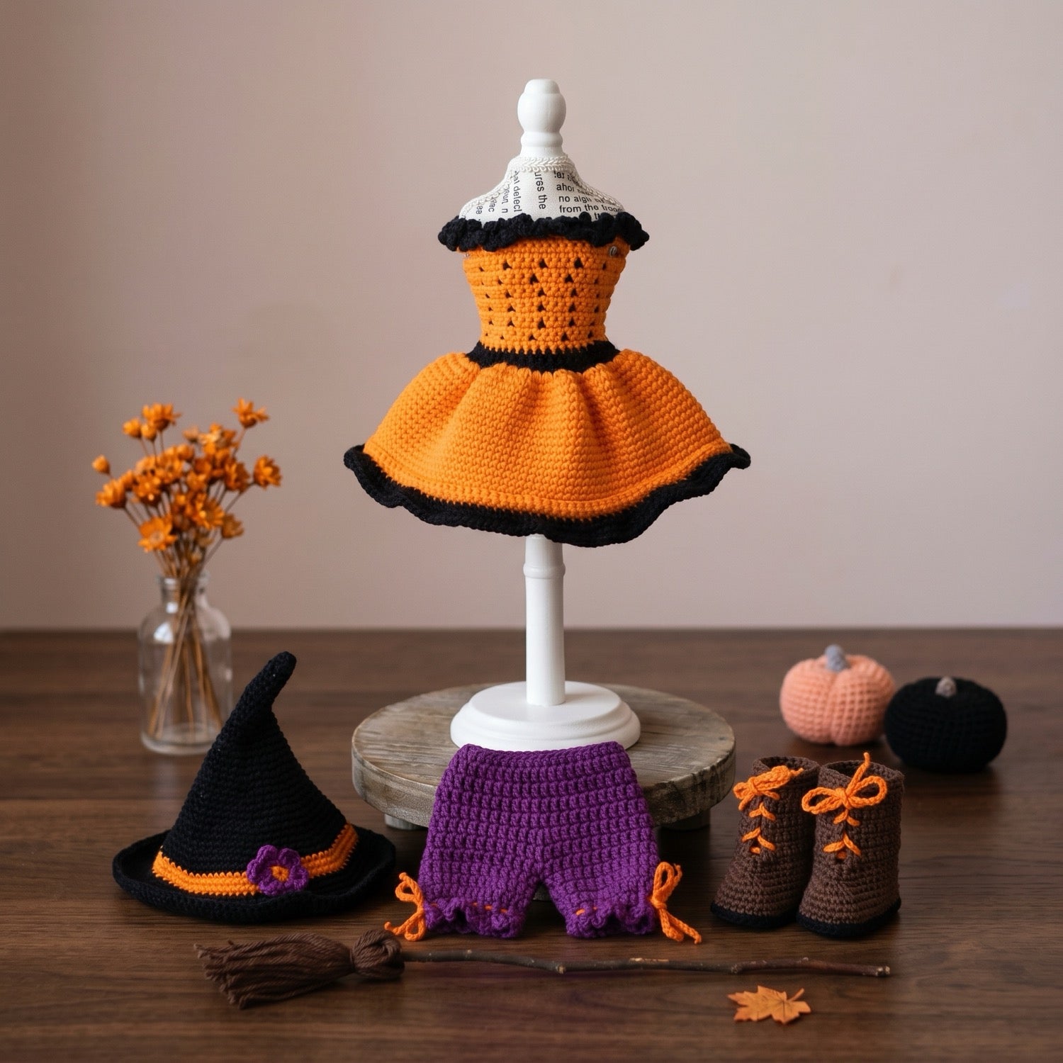 Louise Halloween crochet outfit pattern