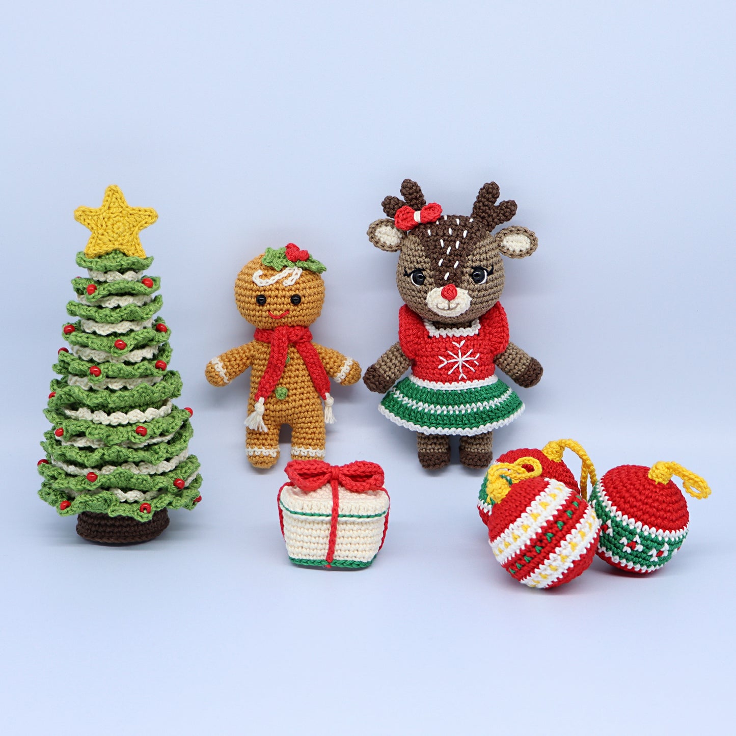 Christmas Accessories Pattern